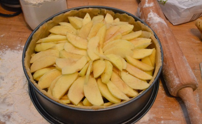 recept appeltaart met abrikozenjam en spijs